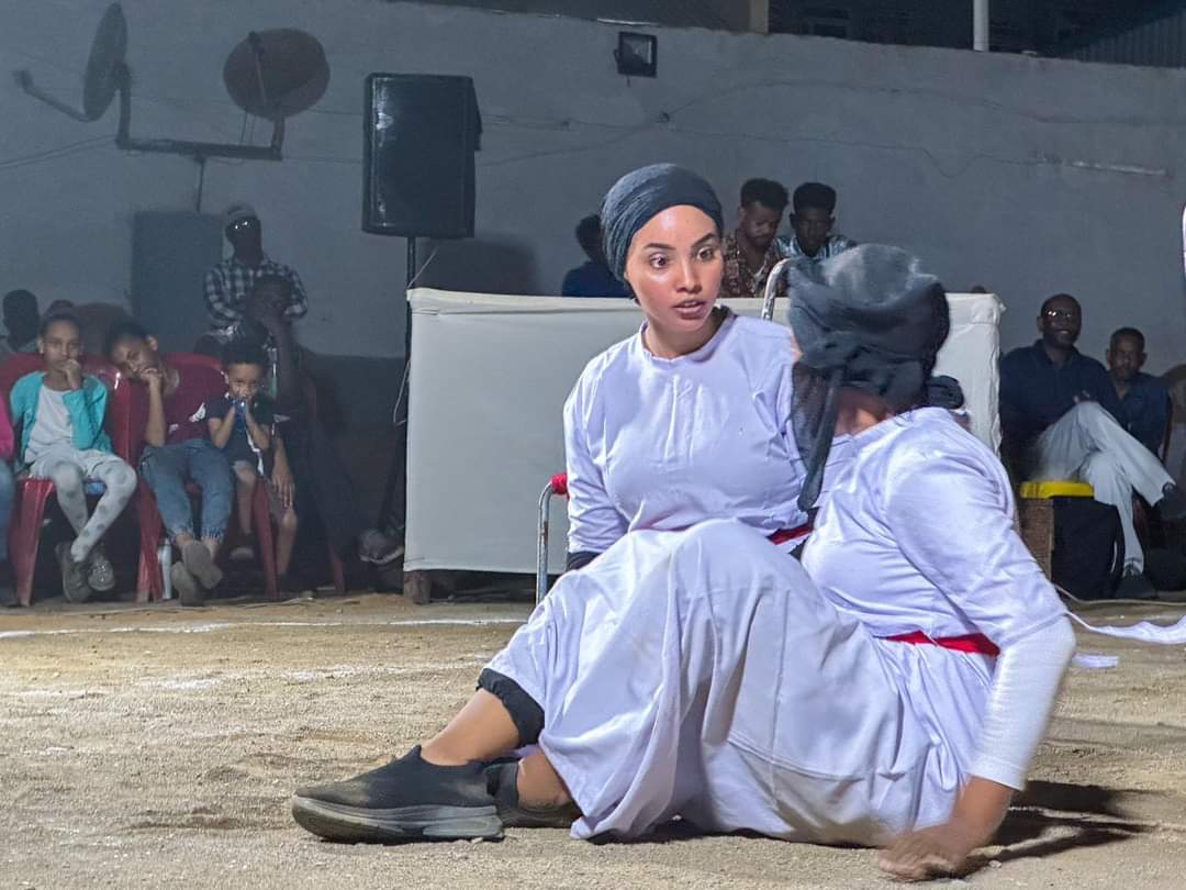 4. رصيف بورتسودان: المسرح والتِّيه السياسي الوطني — صورة 2